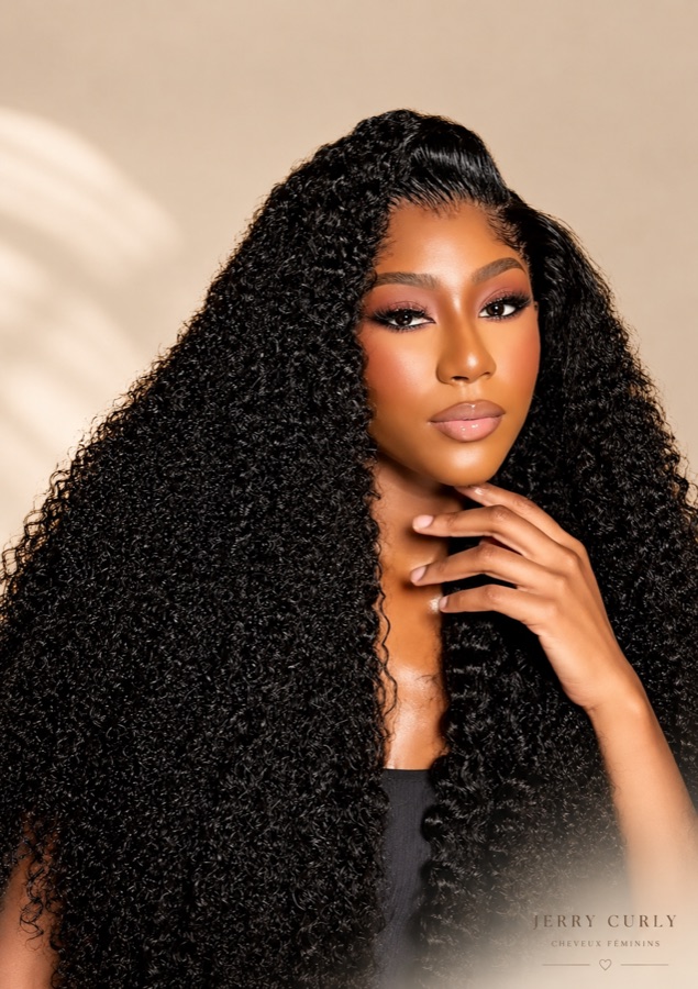 Cheveux Jerry Curly
